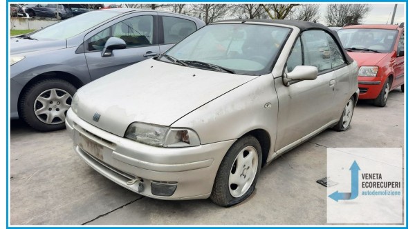 FIAT PUNTO CABRIO 1C del 1995 parti usate e ricambi - Tipo Motore 176A7000