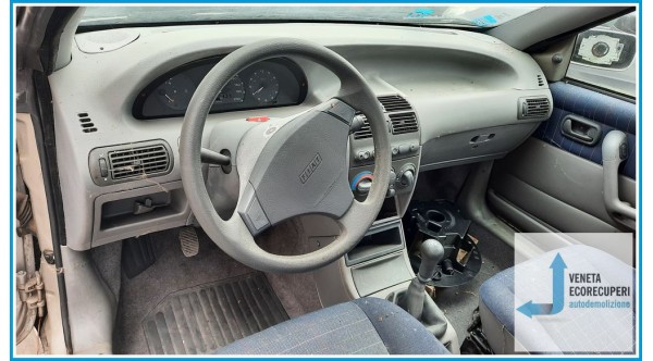 FIAT PUNTO CABRIO 1C del 1995 parti usate e ricambi - Tipo Motore 176A7000