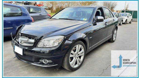 MERCEDES-BENZ Classe C W/S204 del 2007 parti usate e ricambi - Tipo Motore 646811