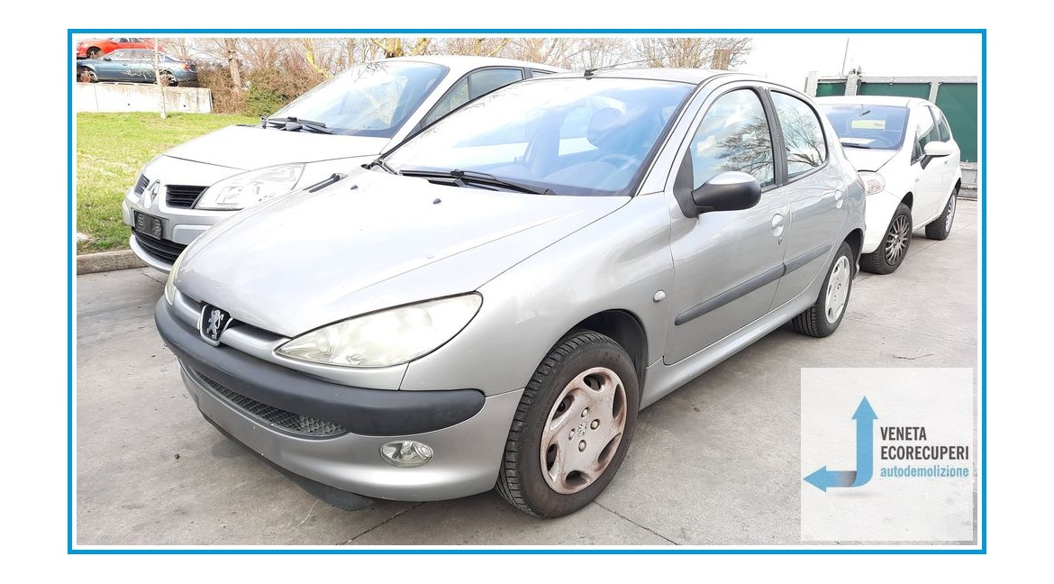 PEUGEOT 206  del 2003 parti usate e ricambi - Tipo Motore HFX