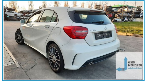 MERCEDES-BENZ Classe A W176 del 2015 parti usate e ricambi - Tipo Motore K9K
