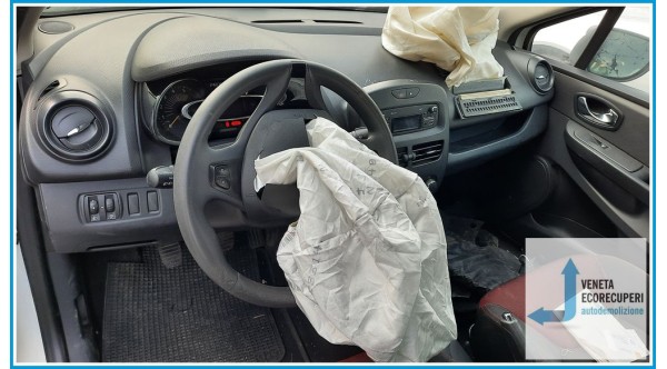 RENAULT CLIO 4a Serie  del 2014 parti usate e ricambi - Tipo Motore K9KC6