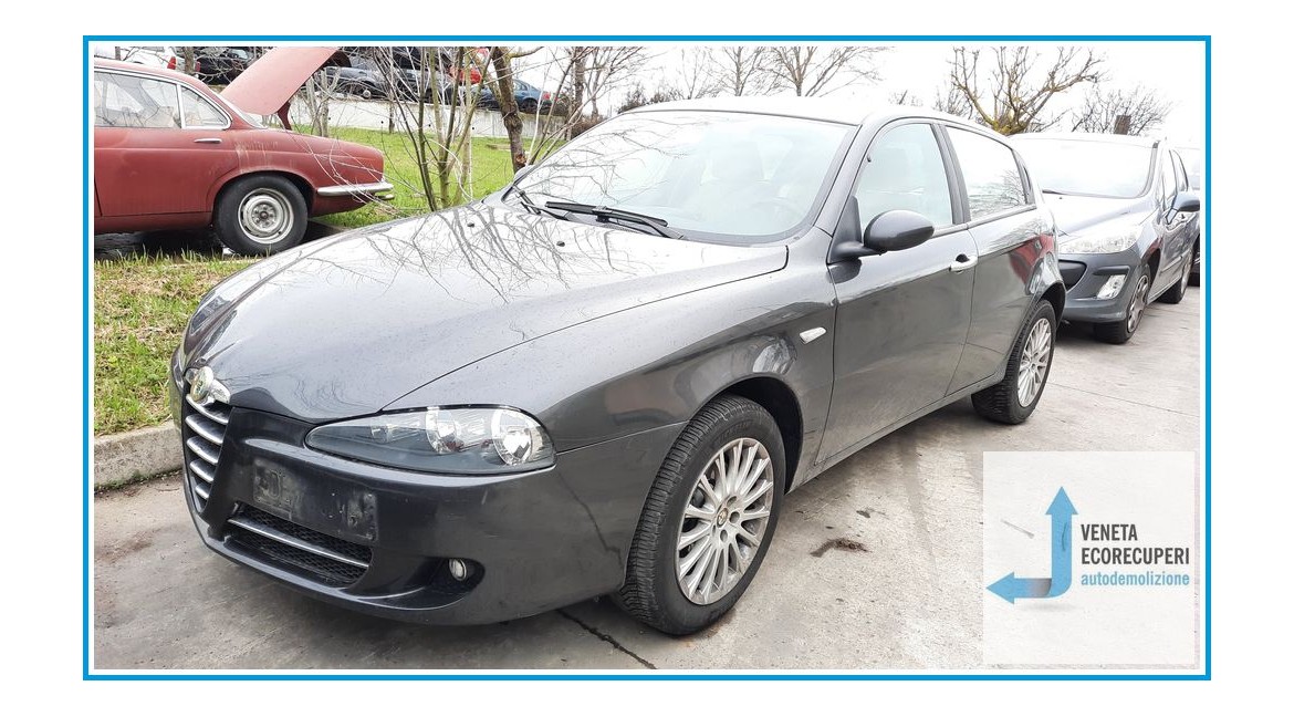 ALFA ROMEO 147 W8 del 2006...