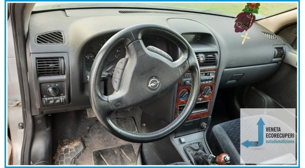 OPEL ASTRA T98 del 2001 parti usate e ricambi - Tipo Motore Z14XE