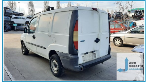 FIAT DOBLO' CARGO 1W del 2002 parti usate e ricambi - Tipo Motore 182B9000