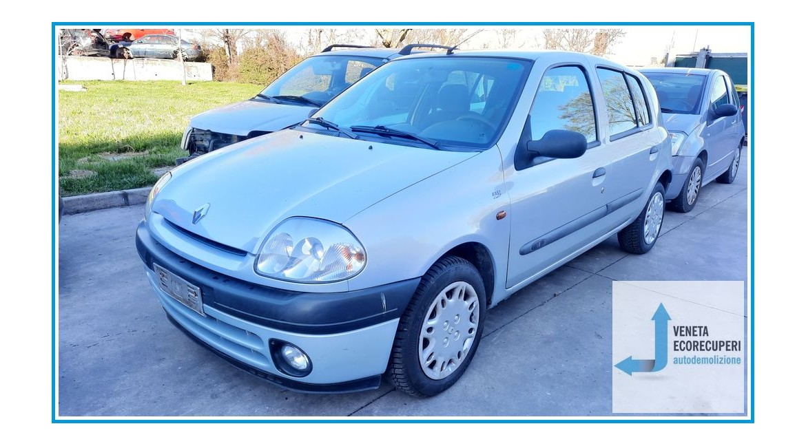 RENAULT CLIO 2a Serie  del 2000 parti usate e ricambi - Tipo Motore D7FD7