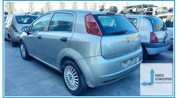 FIAT GRANDE PUNTO 2Y del 2007 parti usate e ricambi - Tipo Motore 199A4000