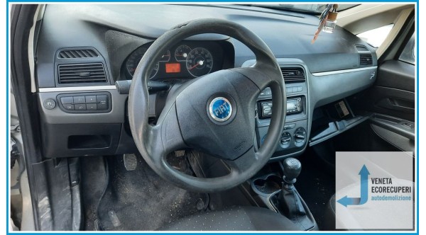 FIAT GRANDE PUNTO 2Y del 2007 parti usate e ricambi - Tipo Motore 199A4000