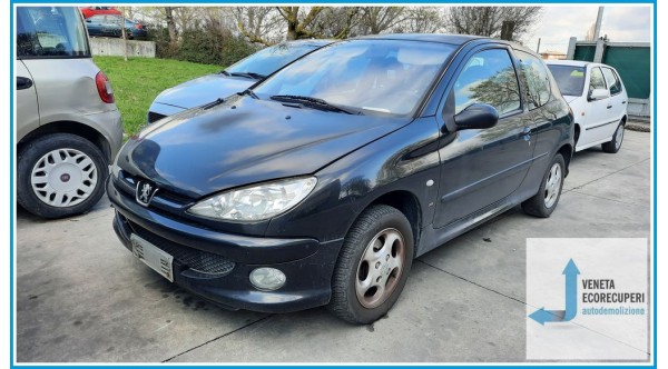 PEUGEOT 206  del 2003 parti usate e ricambi - Tipo Motore KFW