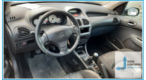PEUGEOT 206  del 2003 parti usate e ricambi - Tipo Motore KFW