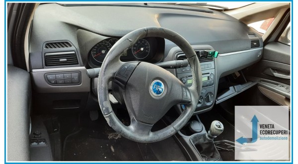FIAT GRANDE PUNTO 2Y del 2007 parti usate e ricambi - Tipo Motore 199A4000