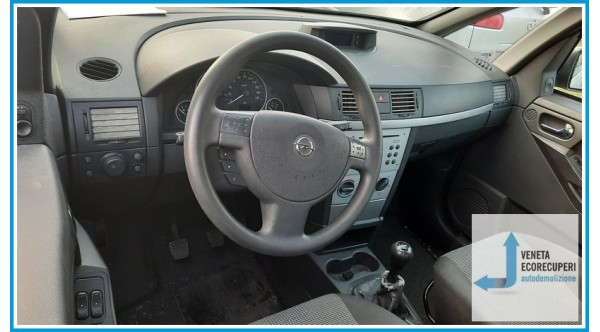 OPEL MERIVA X03 del 2004 parti usate e ricambi