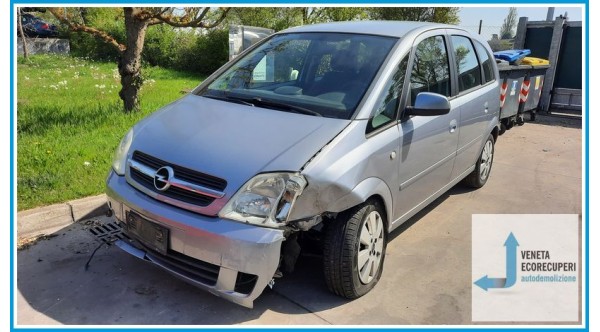 OPEL MERIVA X03 del 2004 parti usate e ricambi