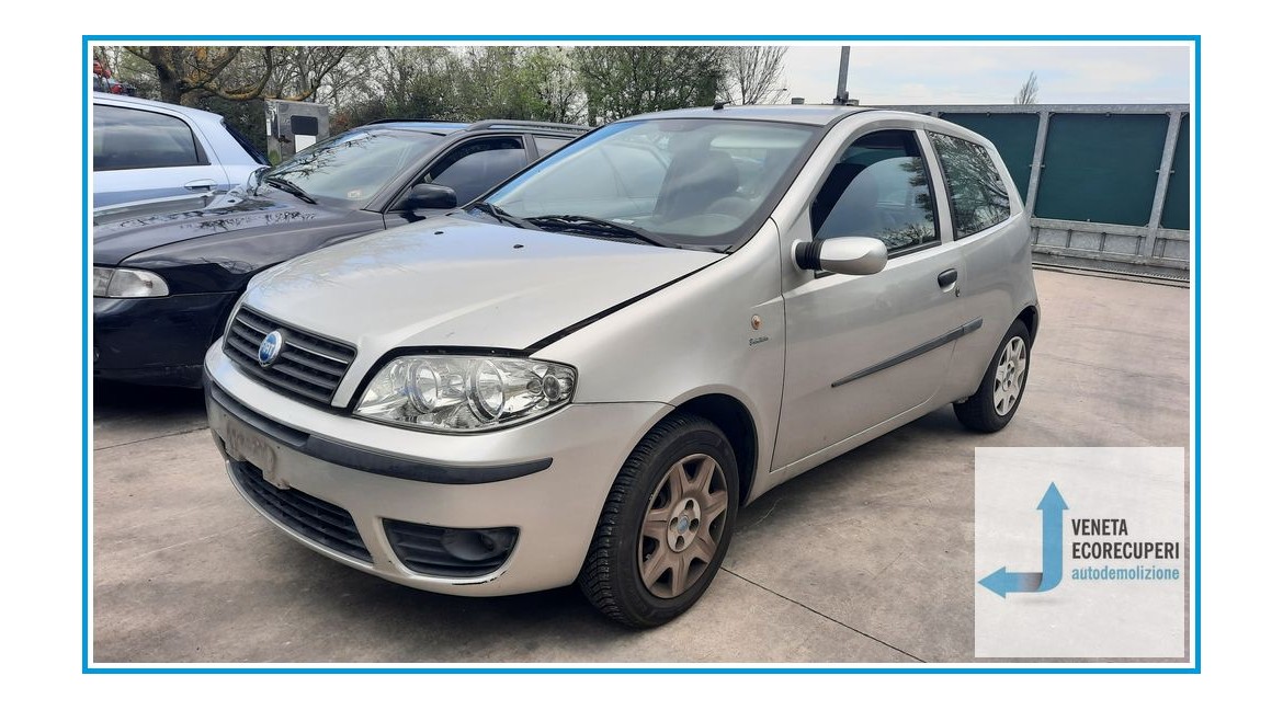 FIAT PUNTO 1N/1P del 2004 parti usate e ricambi - Tipo Motore 188A4000