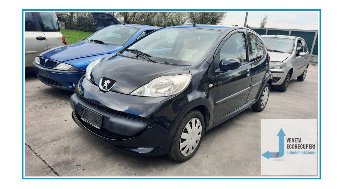 PEUGEOT 107  del 2008 parti usate e ricambi - Tipo Motore 1KR