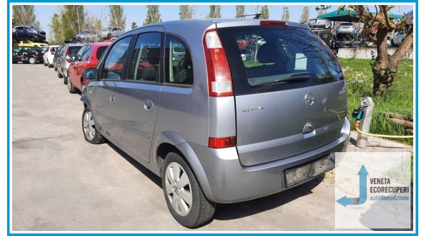OPEL MERIVA X03 del 2004 parti usate e ricambi
