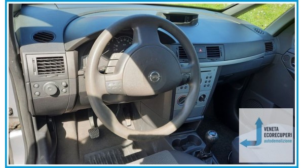 OPEL MERIVA X03 del 2004 parti usate e ricambi