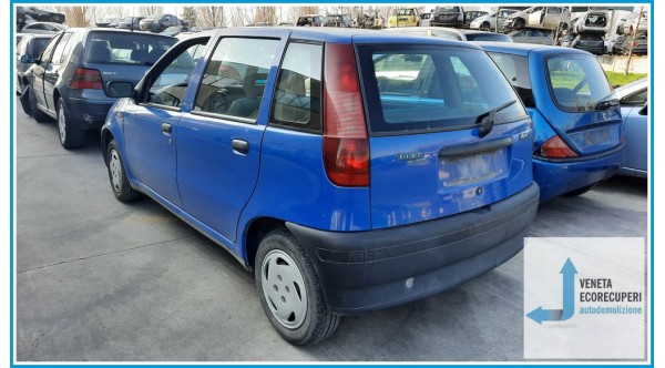 FIAT PUNTO 1a Serie  del 1997 parti usate e ricambi - Tipo Motore 176B2000