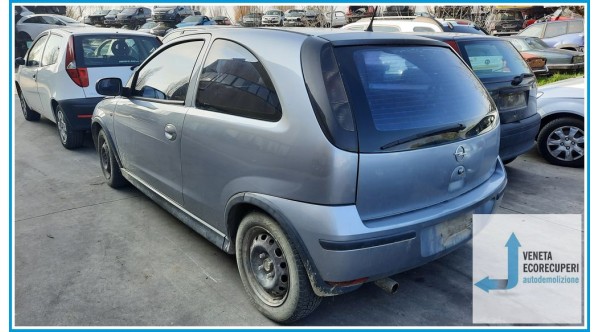 OPEL CORSA X01 del 2003 parti usate e ricambi - Tipo Motore Z12XE