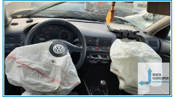 VOLKSWAGEN GOLF 1J del 2001 parti usate e ricambi - Tipo Motore ASV