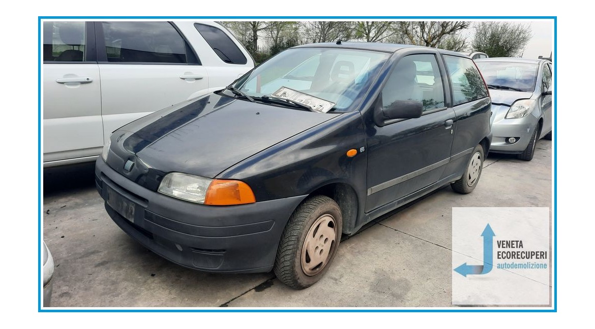 FIAT PUNTO 1a Serie  del 1997 parti usate e ricambi - Tipo Motore 176B2000