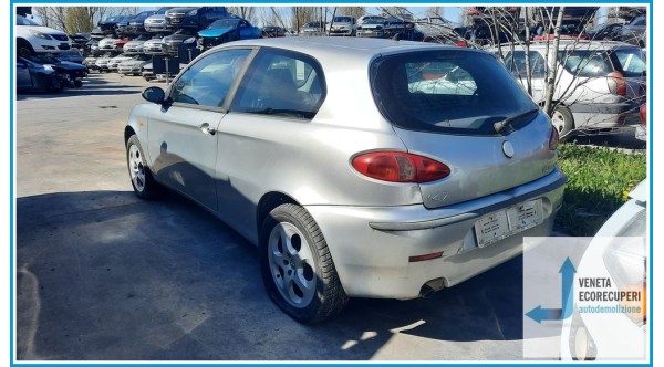 ALFA ROMEO 147 W8 del 2004 parti usate e ricambi - Tipo Motore AR37203