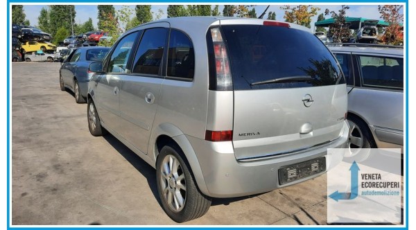 OPEL MERIVA X03 del 2010 parti usate e ricambi