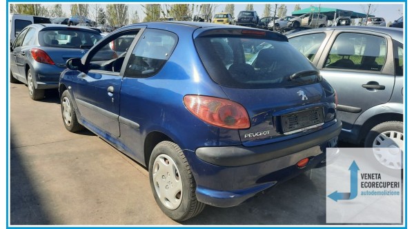 PEUGEOT 206  del 2003 parti usate e ricambi - Tipo Motore HFX