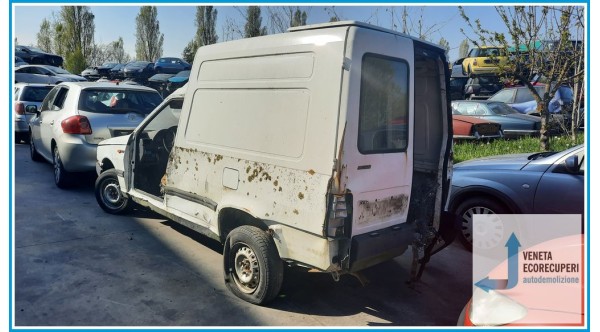 FIAT FIORINO  del 2000 parti usate e ricambi - Tipo Motore 146D7000