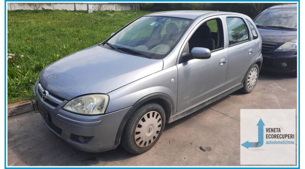OPEL CORSA X01 del 2005 parti usate e ricambi - Tipo Motore Z13DT