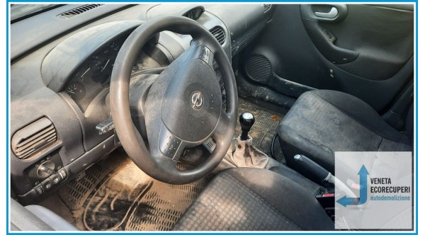 OPEL CORSA X01 del 2005 parti usate e ricambi - Tipo Motore Z13DT