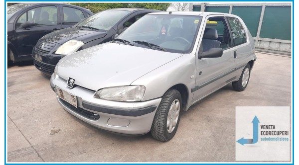 PEUGEOT 106  del 2000 parti usate e ricambi - Tipo Motore HDZ