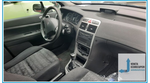 PEUGEOT 307  del 2002 parti usate e ricambi - Tipo Motore RHS