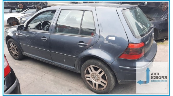 VOLKSWAGEN GOLF 1J del 2002 parti usate e ricambi - Tipo Motore Azd