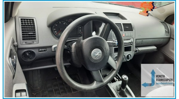 VOLKSWAGEN POLO 9N del 2005 parti usate e ricambi - Tipo Motore BME