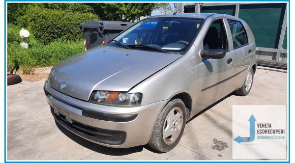 FIAT PUNTO 1N/1P del 2001 parti usate e ricambi - Tipo Motore 188A2000