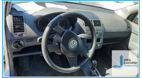 VOLKSWAGEN POLO 9N del 2003 parti usate e ricambi - Tipo Motore ATD