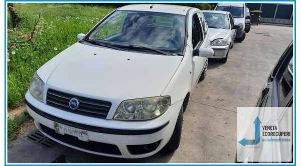 FIAT PUNTO 1N/1P del 2003 parti usate e ricambi - Tipo Motore 188A4000