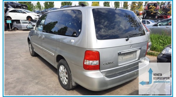 KIA CARNIVAL 1a Serie  del 2005 parti usate e ricambi - Tipo Motore J3