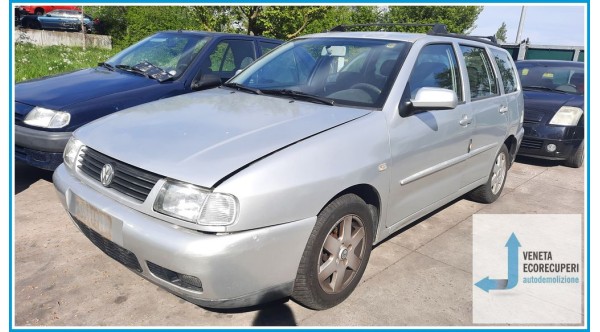 VOLKSWAGEN POLO 9N del 2001 parti usate e ricambi - Tipo Motore AUA