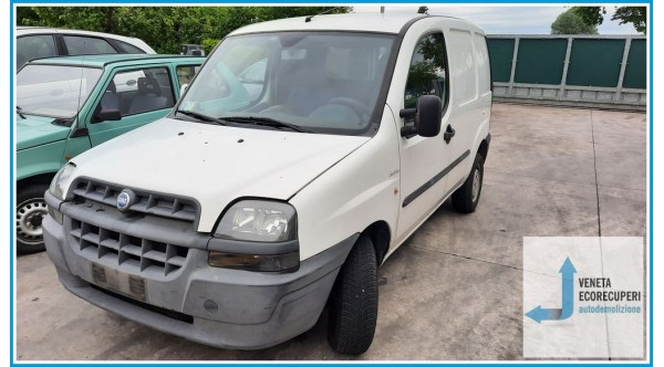 FIAT DOBLO' CARGO 1W del 2002 parti usate e ricambi - Tipo Motore 223A6000