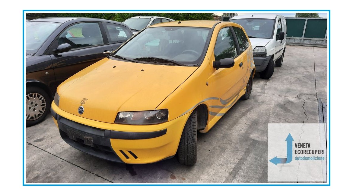 FIAT PUNTO 1N/1P del 2002 parti usate e ricambi - Tipo Motore 188A5000