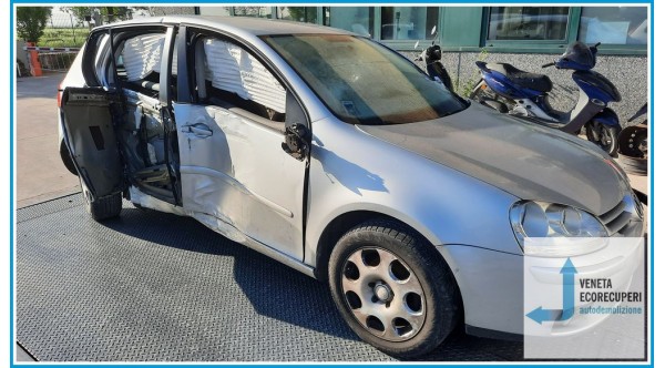 VOLKSWAGEN GOLF 1K del 2007 parti usate e ricambi - Tipo Motore BLS