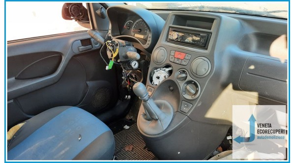 FIAT PANDA 0X del 2011 parti usate e ricambi - Tipo Motore 350A1000