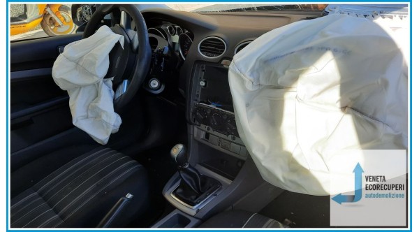 FORD FOCUS CB4 del 2010 parti usate e ricambi - Tipo Motore HHDA