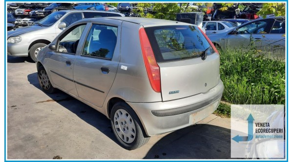 FIAT PUNTO 1N/1P del 2002 parti usate e ricambi - Tipo Motore 188A4000