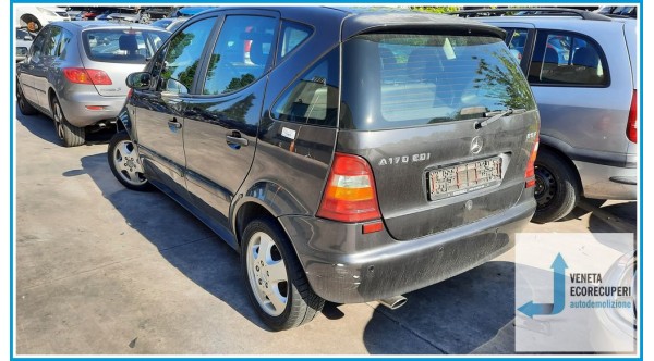 MERCEDES-BENZ Classe A W168 del 2000 parti usate e ricambi - Tipo Motore 668940