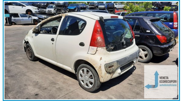 PEUGEOT 107 del 2009 parti usate e ricambi - Tipo Motore 1KR