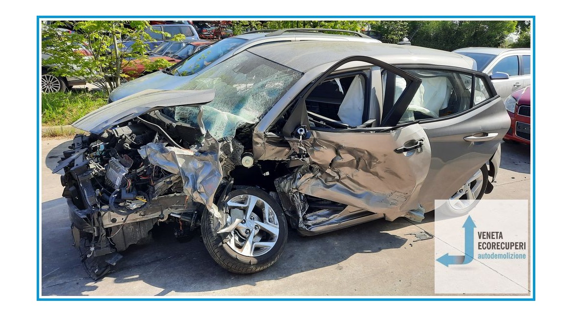 HYUNDAI i10 del 2020 parti...