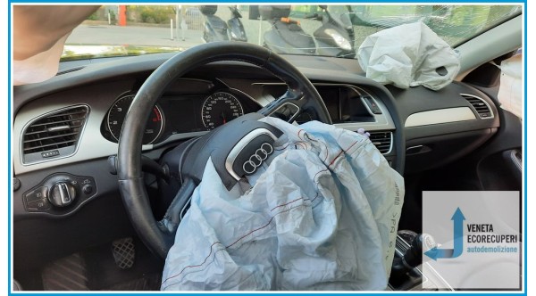AUDI A4 8K del 2010 parti usate e ricambi - Tipo Motore CAG